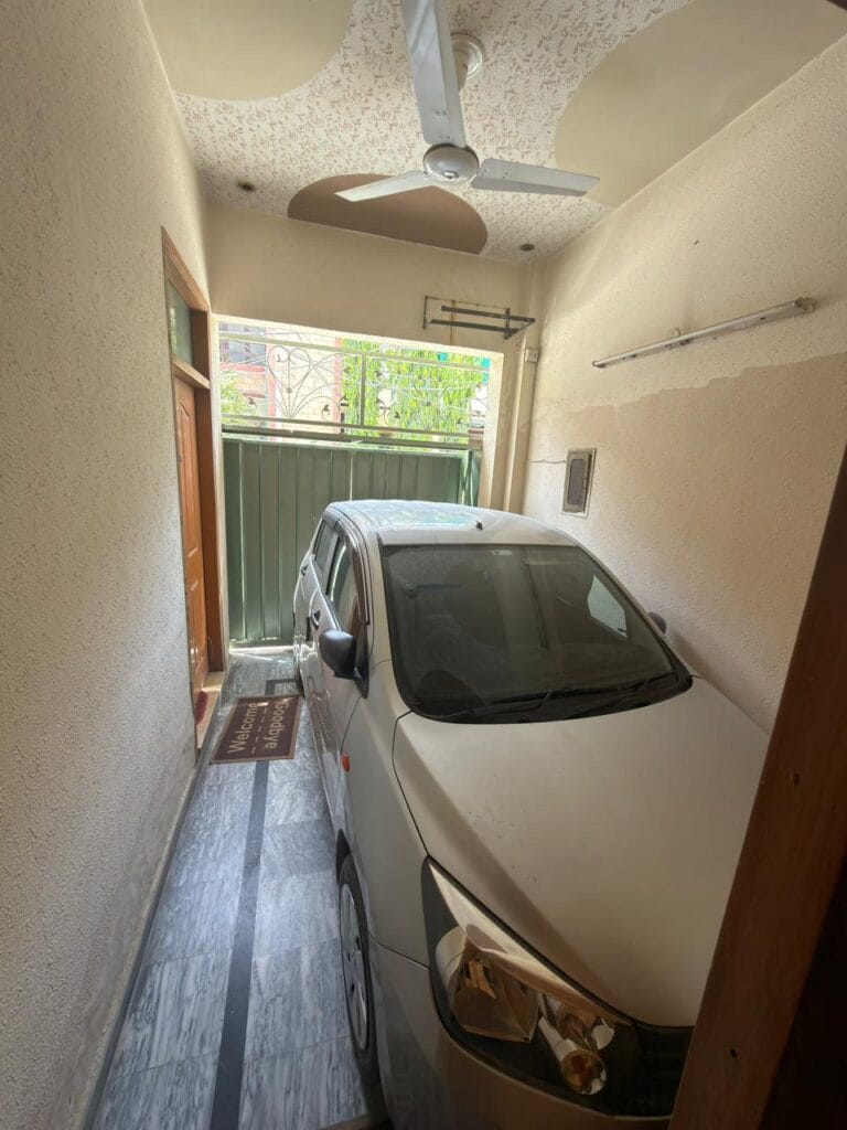 Covered Car Porch – 3.5 Marla House Johar Town Lahore