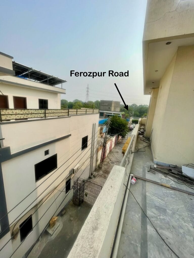 Terrace view showing proximity to Ferozpur Road from 10 Marla triple storey house for sale in Gulberg 3, Lahore
